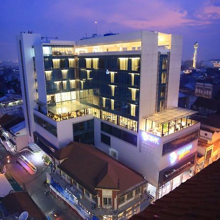 Pasar Baru Square Hotel Bandung Extérieur photo